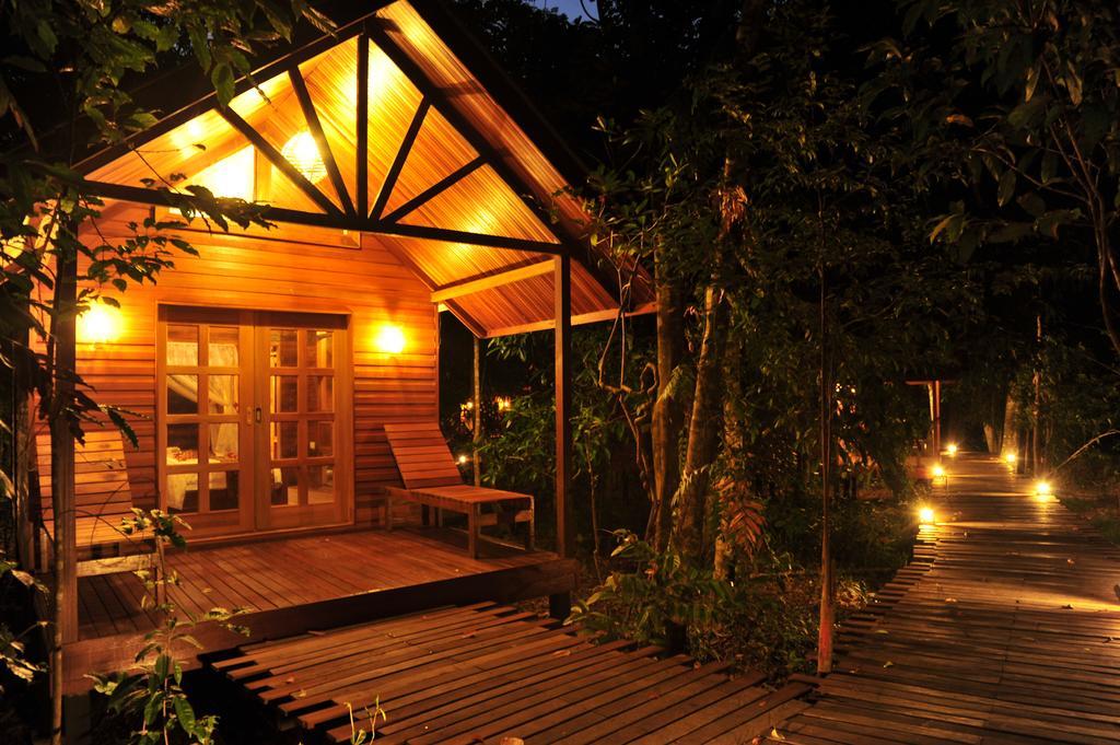 婆罗洲天然苏克毕丽特山林小屋 比利特 客房 照片