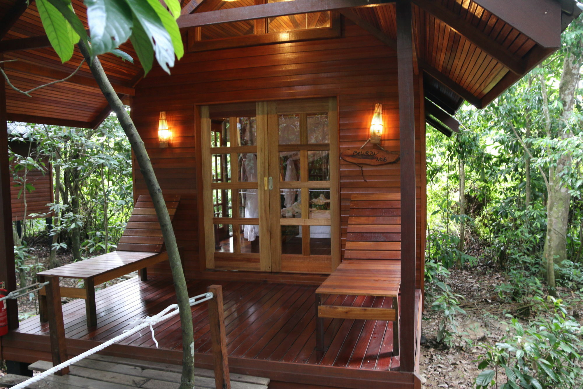 婆罗洲天然苏克毕丽特山林小屋 比利特 外观 照片