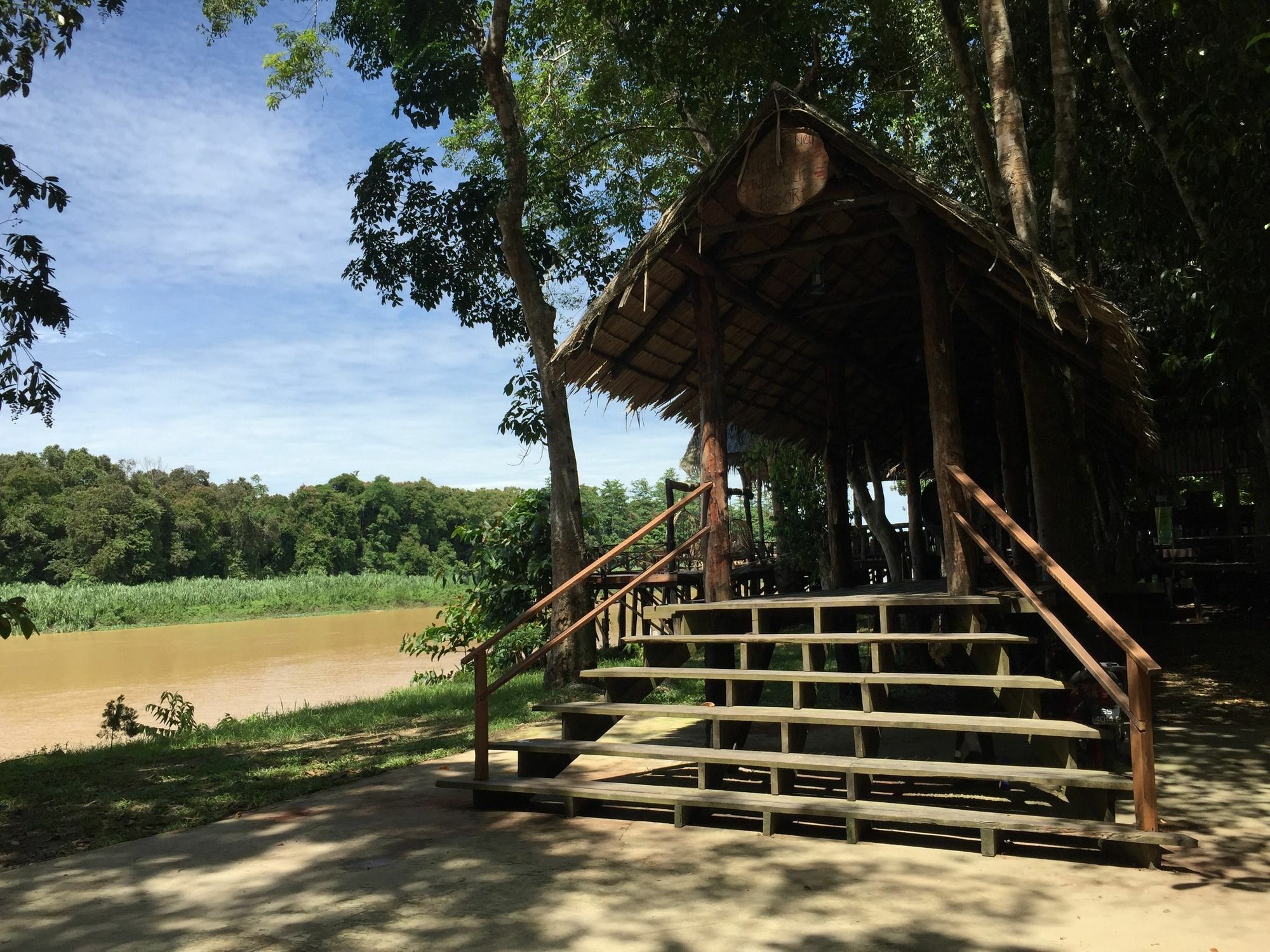 婆罗洲天然苏克毕丽特山林小屋 比利特 外观 照片